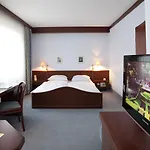 Leine Ξενοδοχείο 4*
