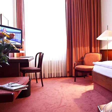 Leine Otel