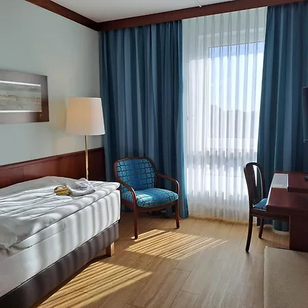 Leine Паттензен