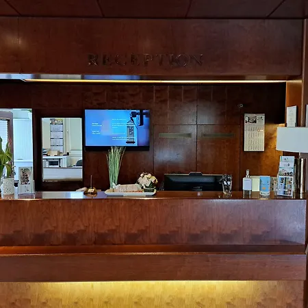 Otel Leine