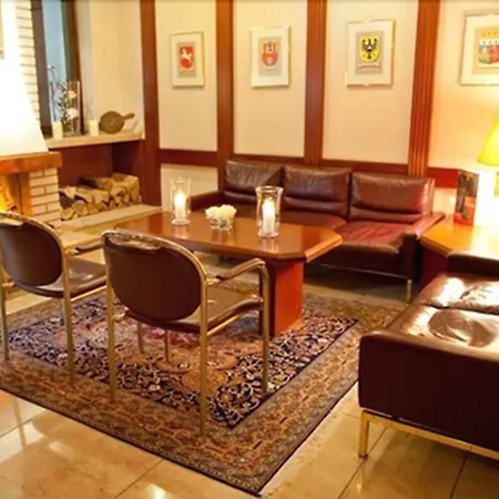 Otel Leine 4*