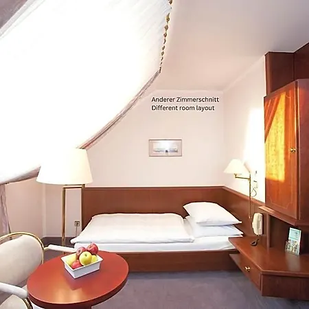 Leine 4* Pattensen (Hanover)